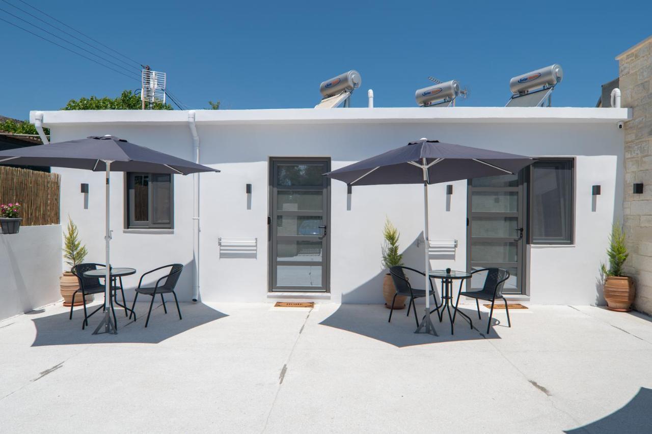 Kiani Apts Kalyves Bagian luar foto